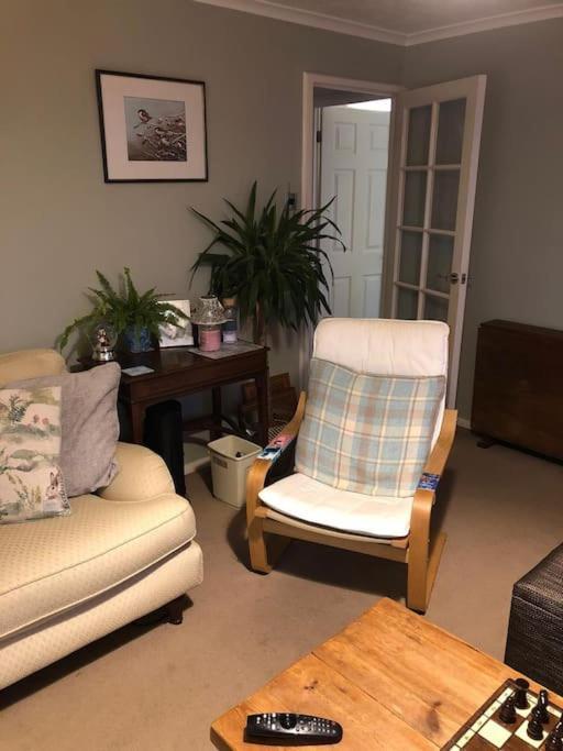 Lovely Riverside Flat Stifford Esterno foto
